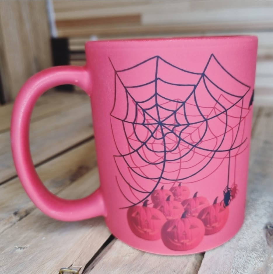 Helovinu raganas kruze kirbis halloween witch mug red original pumpkin
