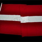 latvijas karogs mastam
